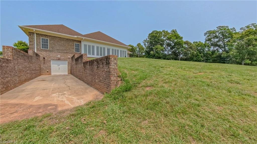 House in Eden, North Carolina, United States 3 - 16371096
