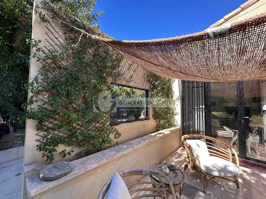 House in Fontvieille, Provence-Alpes-Côte d'Azur, France 2 - 16370410