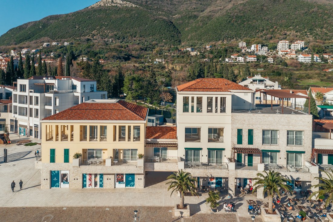Apartment in Kumbor, Herceg Novi Municipality, Montenegro 2 - 16369644