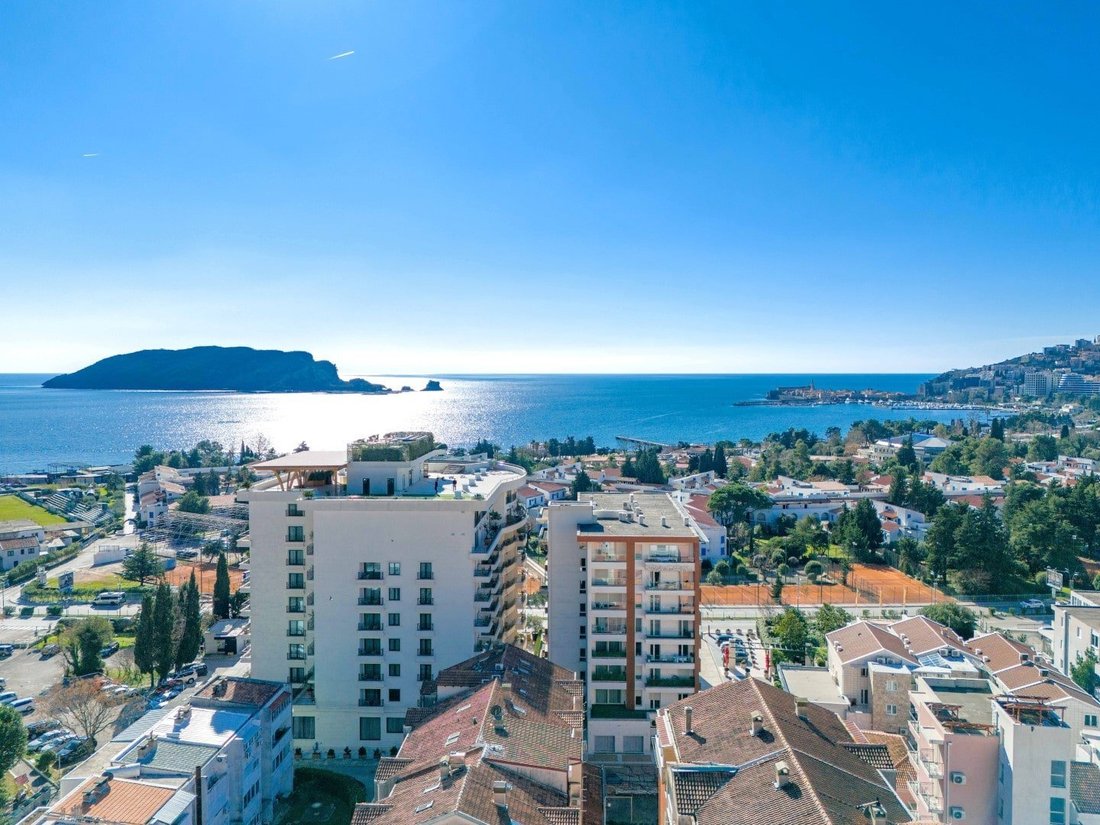 Apartment in Budva, Budva Municipality, Montenegro 4 - 16369731