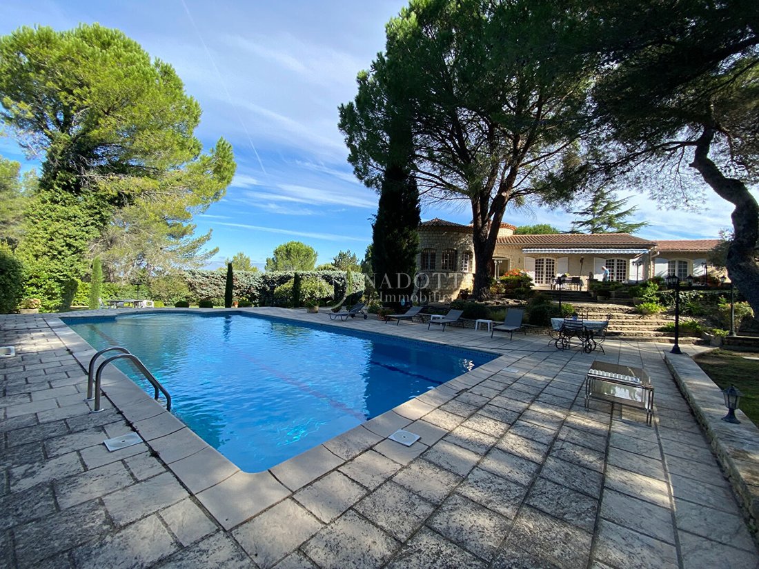 House in Plan-d'Orgon, Provence-Alpes-Côte d'Azur, France 1 - 16380900