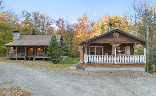 House in Stratton, Vermont, United States 1