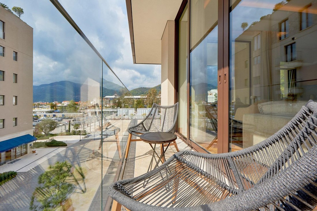 Apartment in Tivat, Tivat Municipality, Montenegro 3 - 16369772