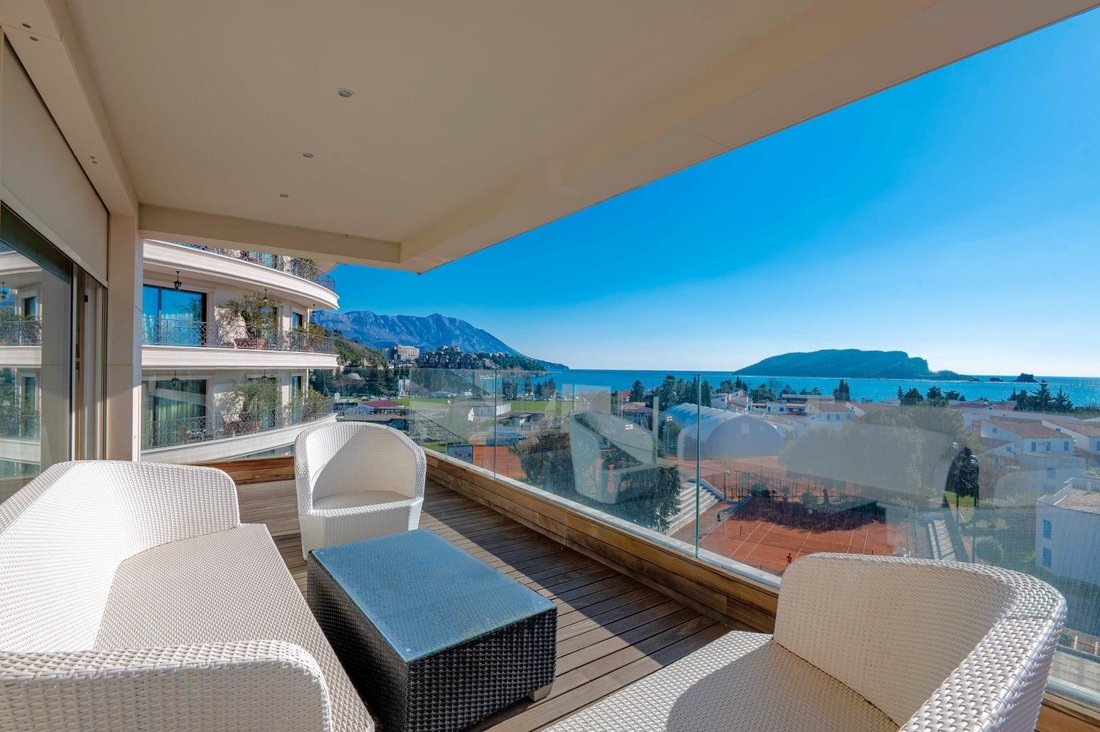 Apartment in Budva, Budva Municipality, Montenegro 1 - 16369731