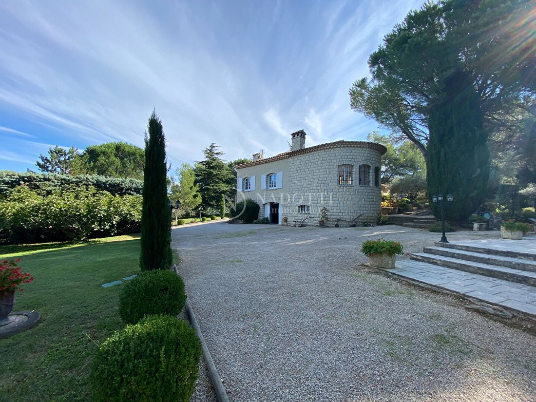 House in Plan-d'Orgon, Provence-Alpes-Côte d'Azur, France 2 - 16380900