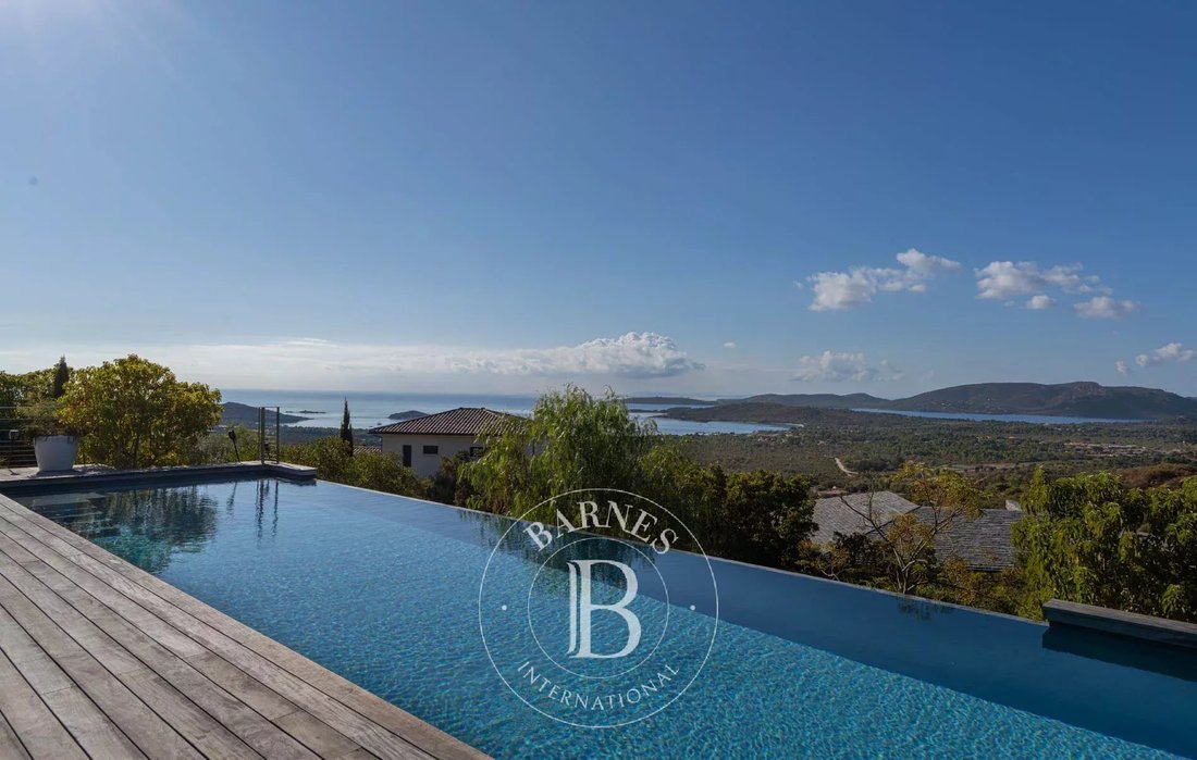 Villa in Zonza, Corsica, France 2 - 13890750
