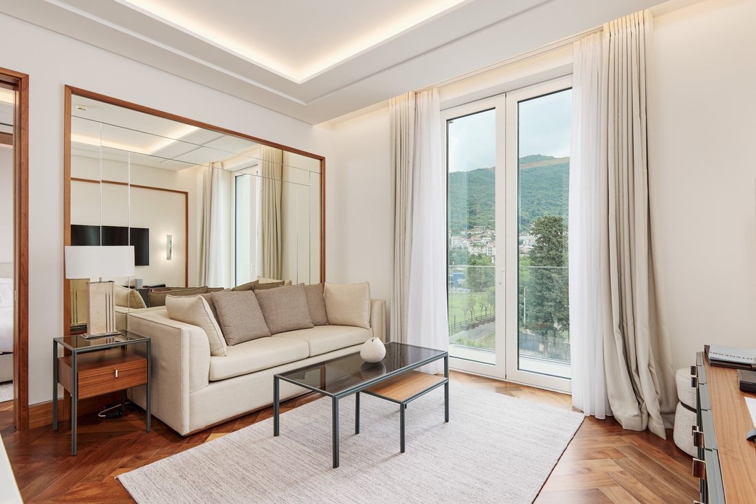 Apartment in Tivat, Tivat Municipality, Montenegro 4 - 16369754