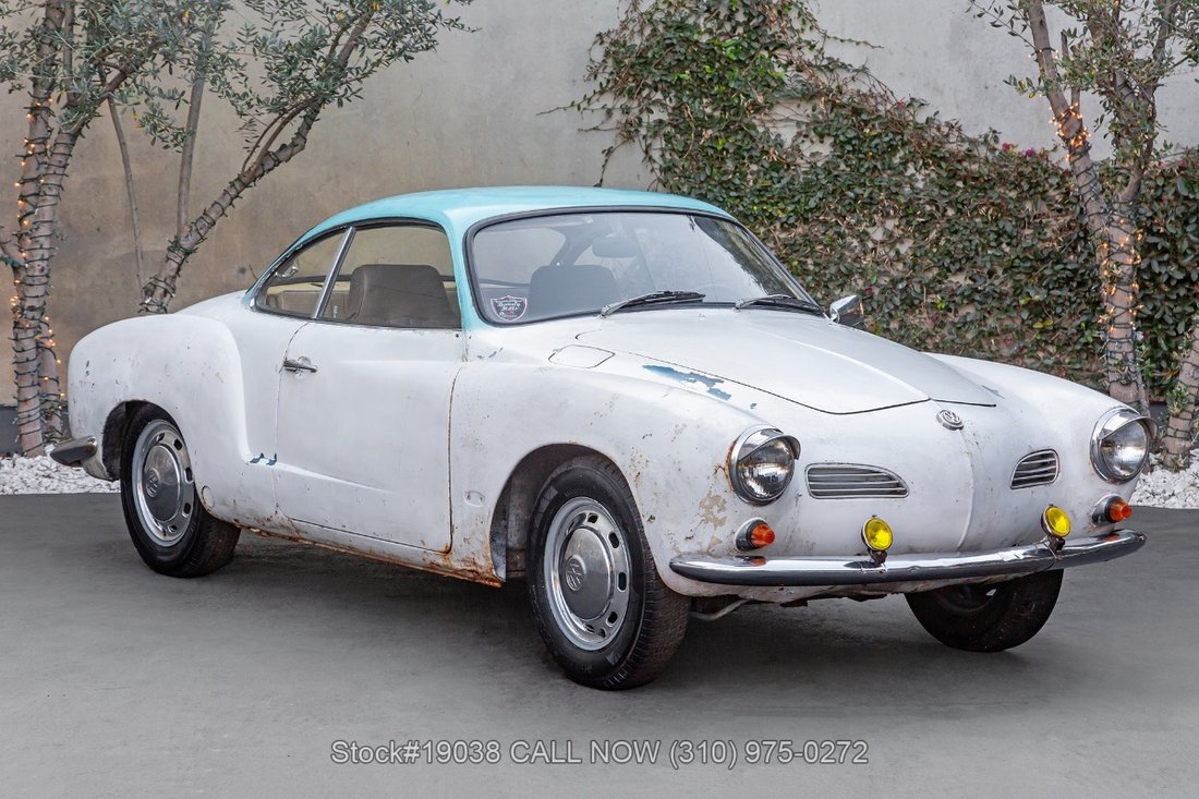 Volkswagen Karmann Ghia in Los Angeles, CA 1 - 16369049