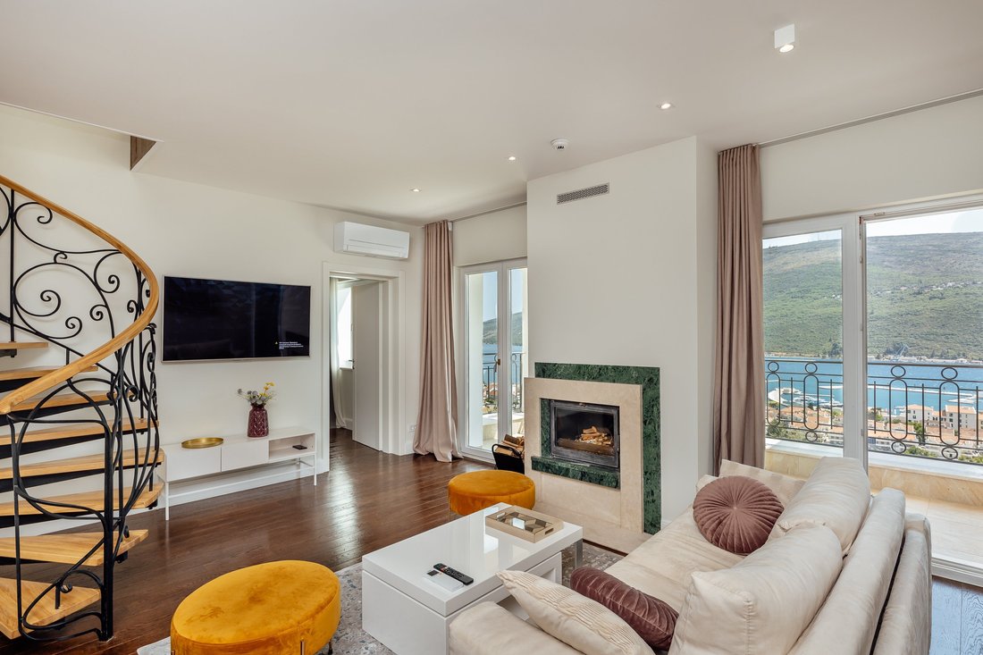 Apartment in Đenovići, Herceg Novi Municipality, Montenegro 3 - 16369642