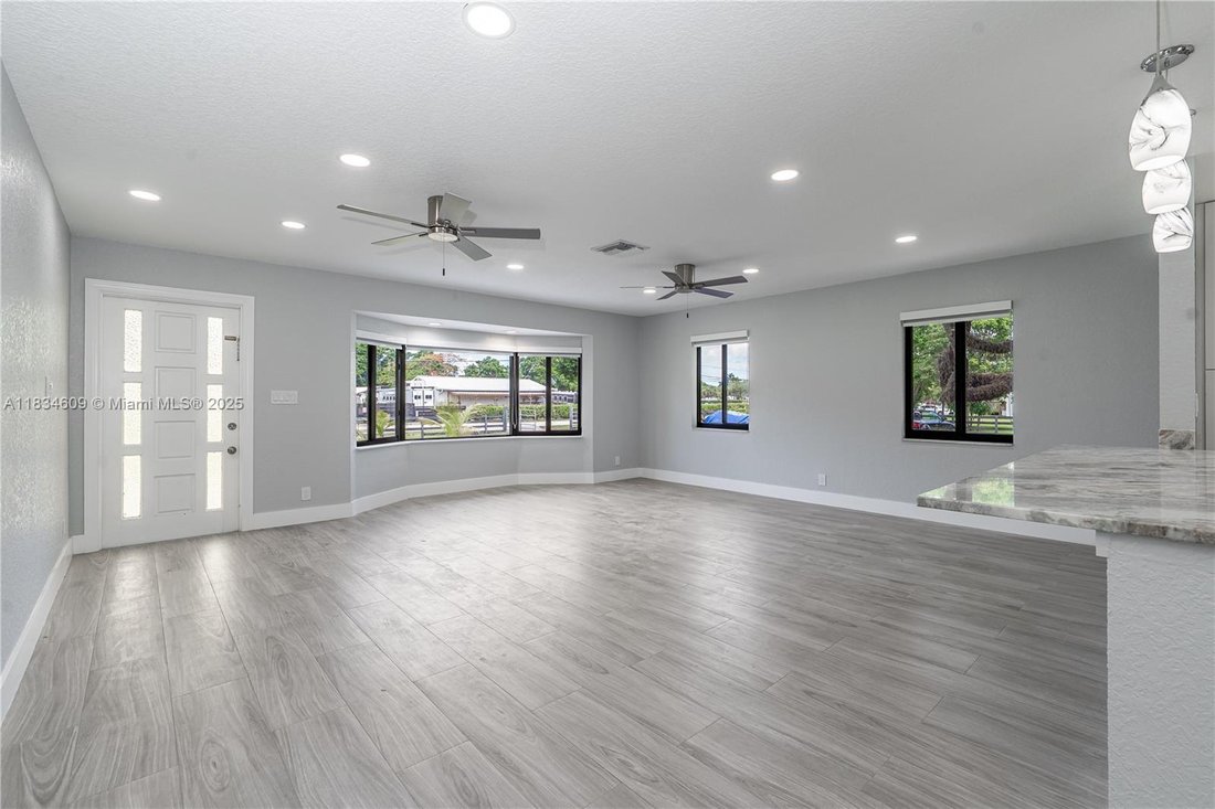 House in Southwest Ranches, Florida, United States 3 - 16367759
