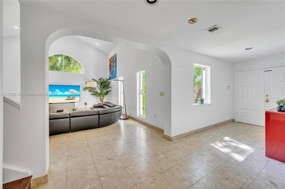 House in Miami, Florida, United States 5 - 16366462