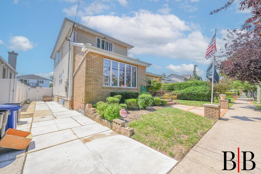 House in New York, New York, United States 3 - 16366443