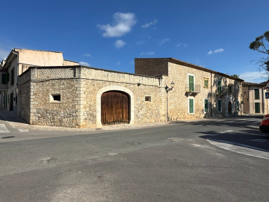 Land in Mancor de la Vall, Balearic Islands, Spain 4 - 16371876