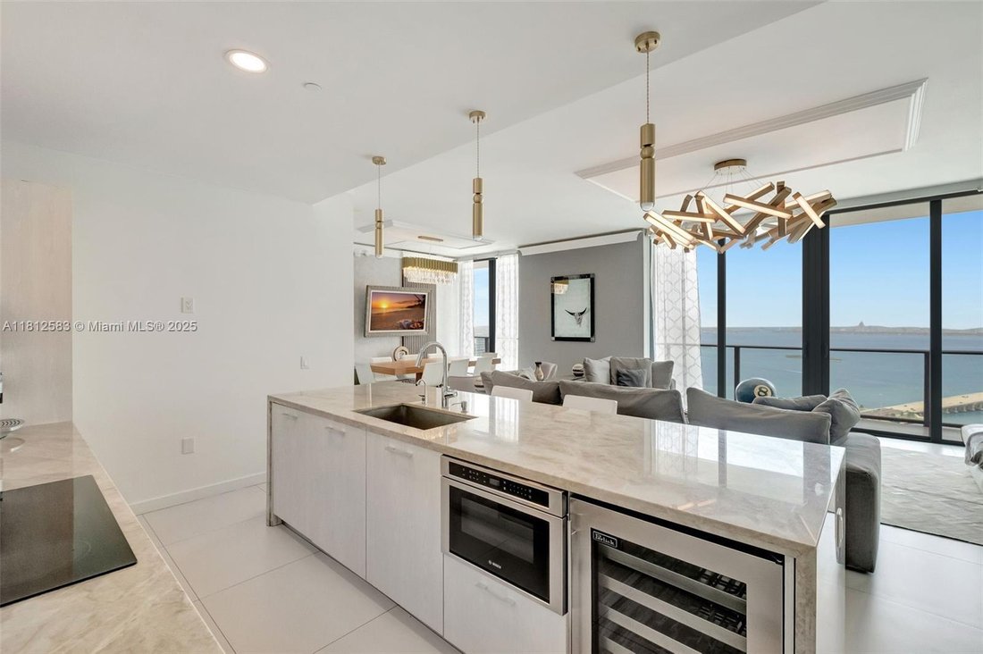 Condo in Miami, Florida, United States 4 - 16368095