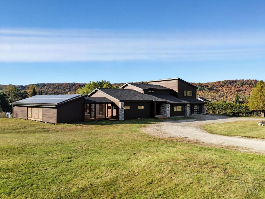House in Hatley, Quebec, Quebec, Canada 3 - 16381406
