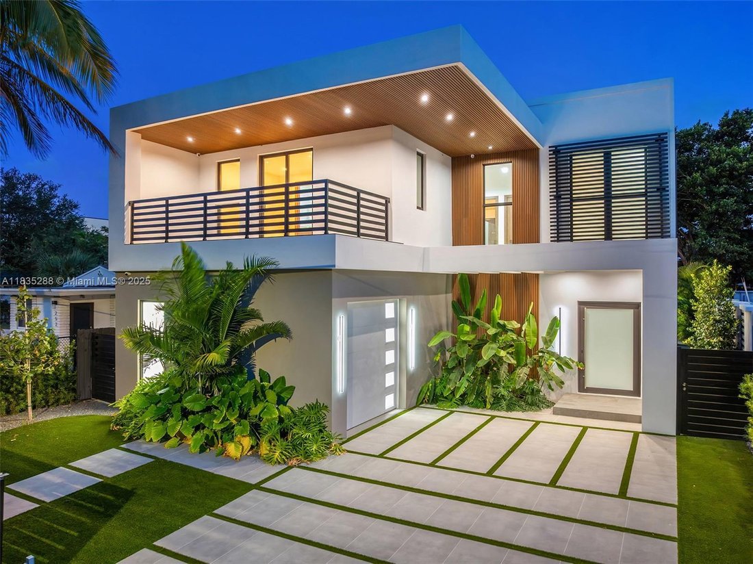House in Miami, Florida, United States 1 - 16367928