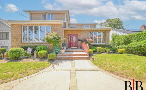 House in New York, New York, United States 1