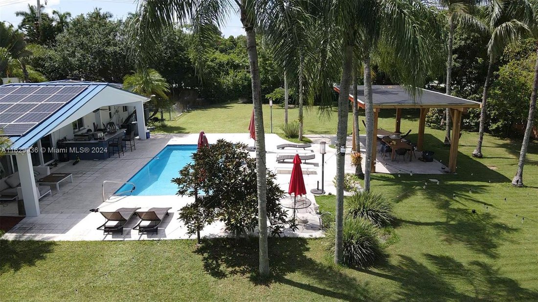 House in Miami, Florida, United States 4 - 16366654