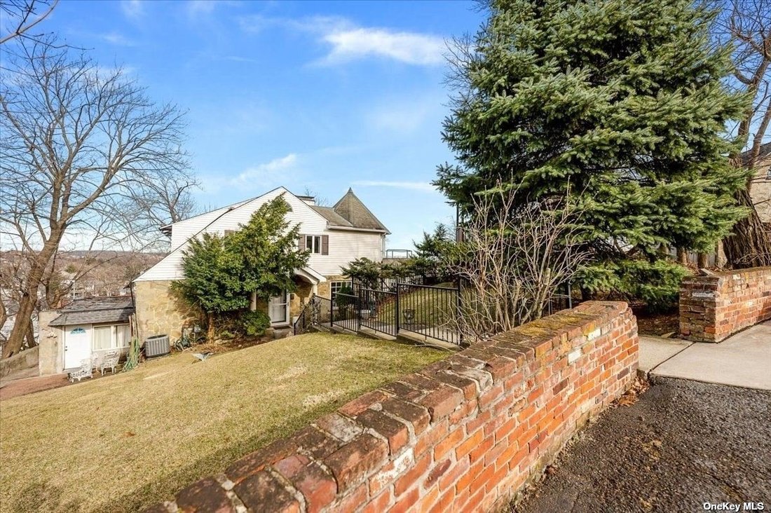 House in New York, New York, United States 1 - 16367603