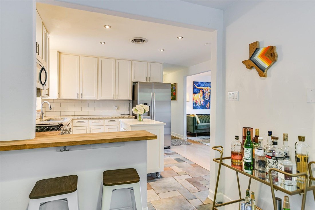 House in Austin, Texas, United States 5 - 16372601