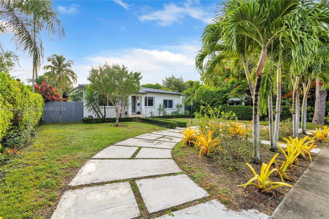 House in Miami, Florida, United States 3 - 16366177