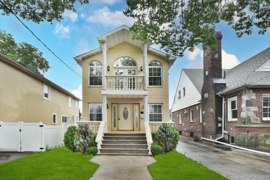 House in New York, New York, United States 1 - 16366965