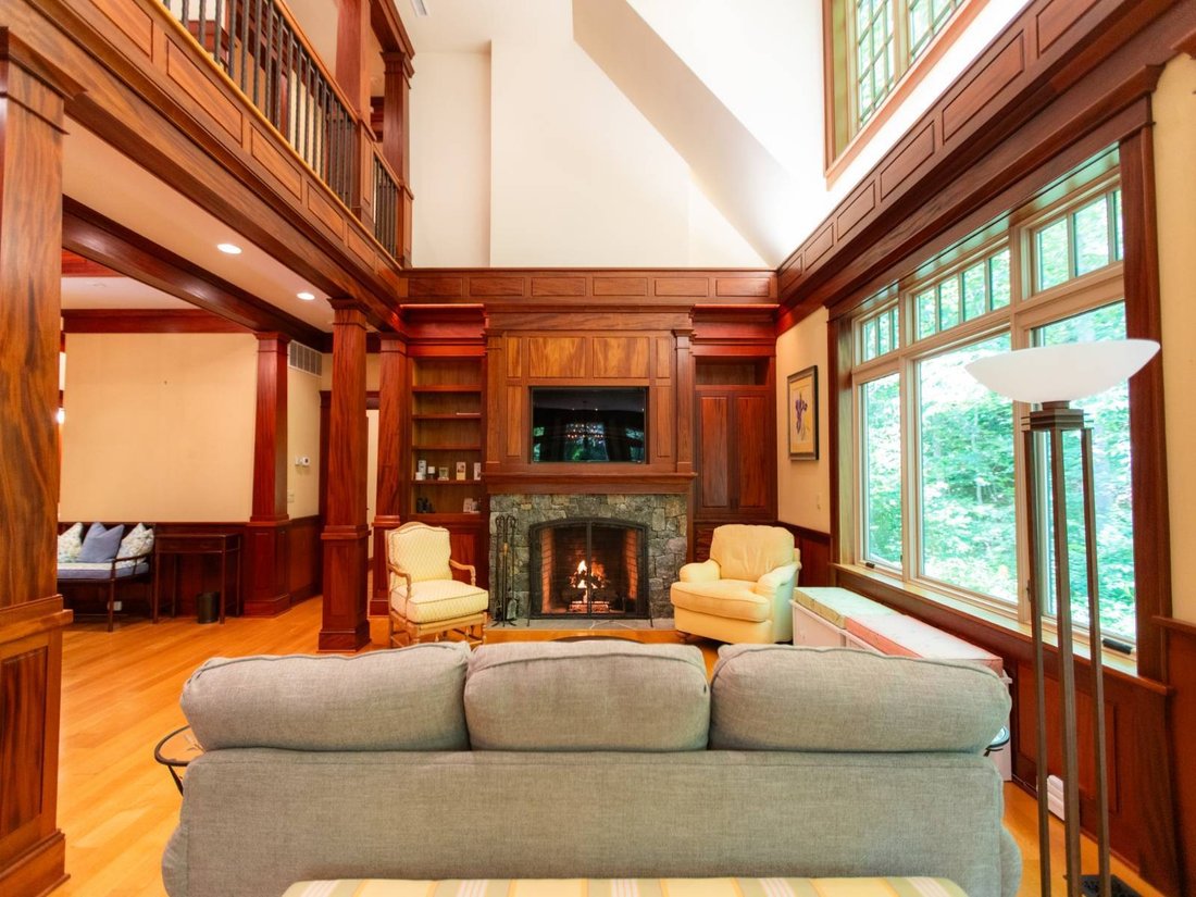 House in White Sulphur Springs, West Virginia, United States 4 - 16366943