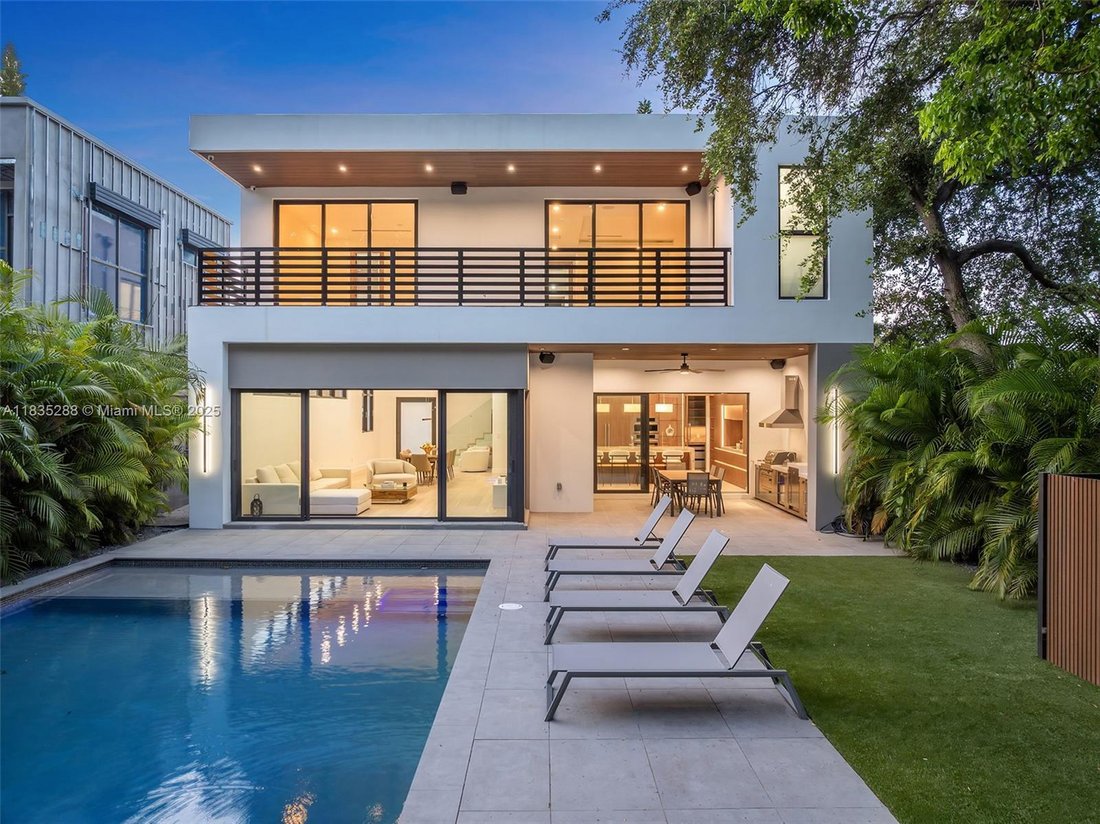 House in Miami, Florida, United States 2 - 16367928