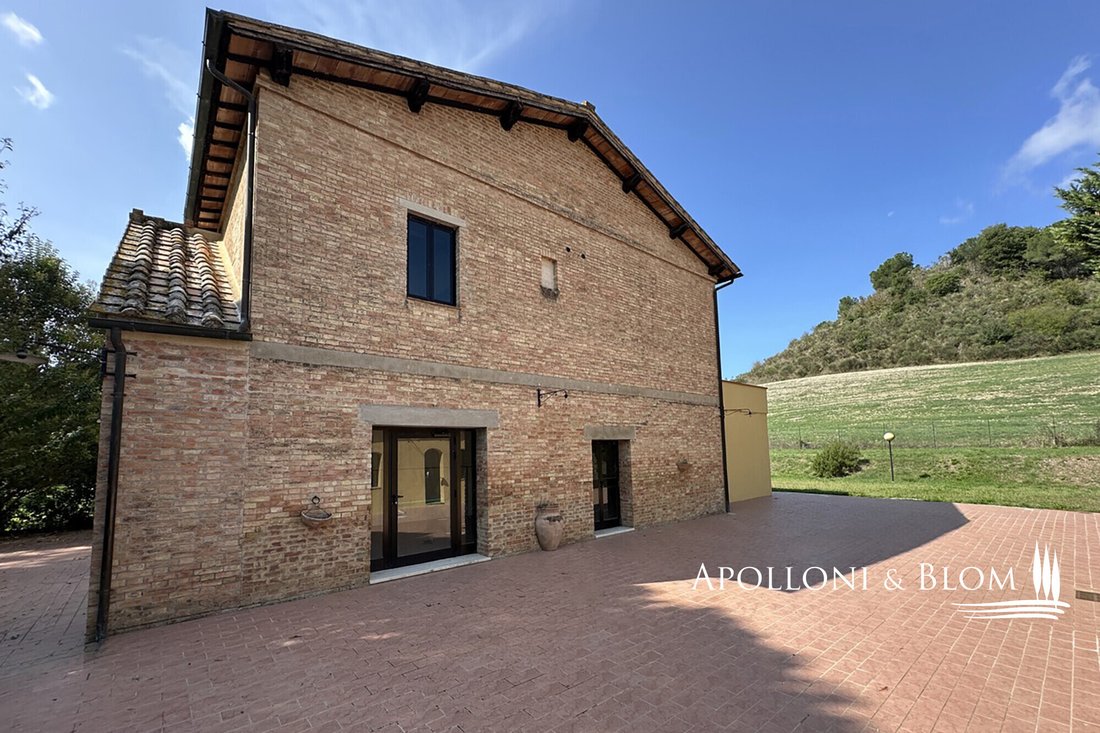 House in San Giovanni d'Asso, Tuscany, Italy 5 - 16372143
