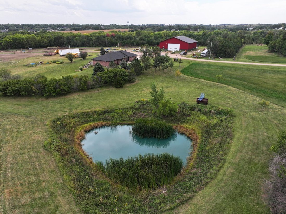 House in Beatrice, Nebraska, United States 1 - 16366024