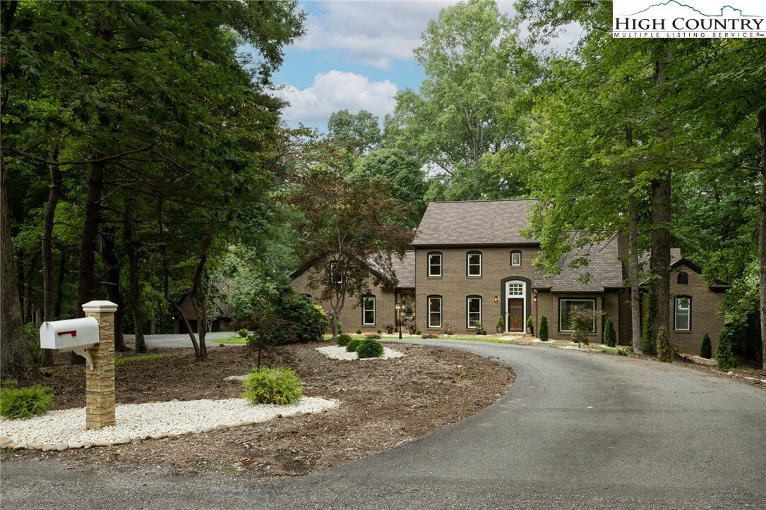 House in Wilkesboro, North Carolina, United States 2 - 16370820