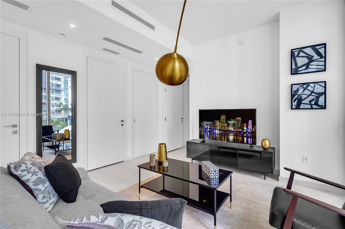 Condo in Miami, Florida, United States 3 - 16368107