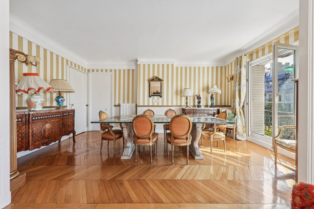 Apartment in Cambronne-Garibaldi, Paris 15e Arrondissement, Paris 4 - 16381572