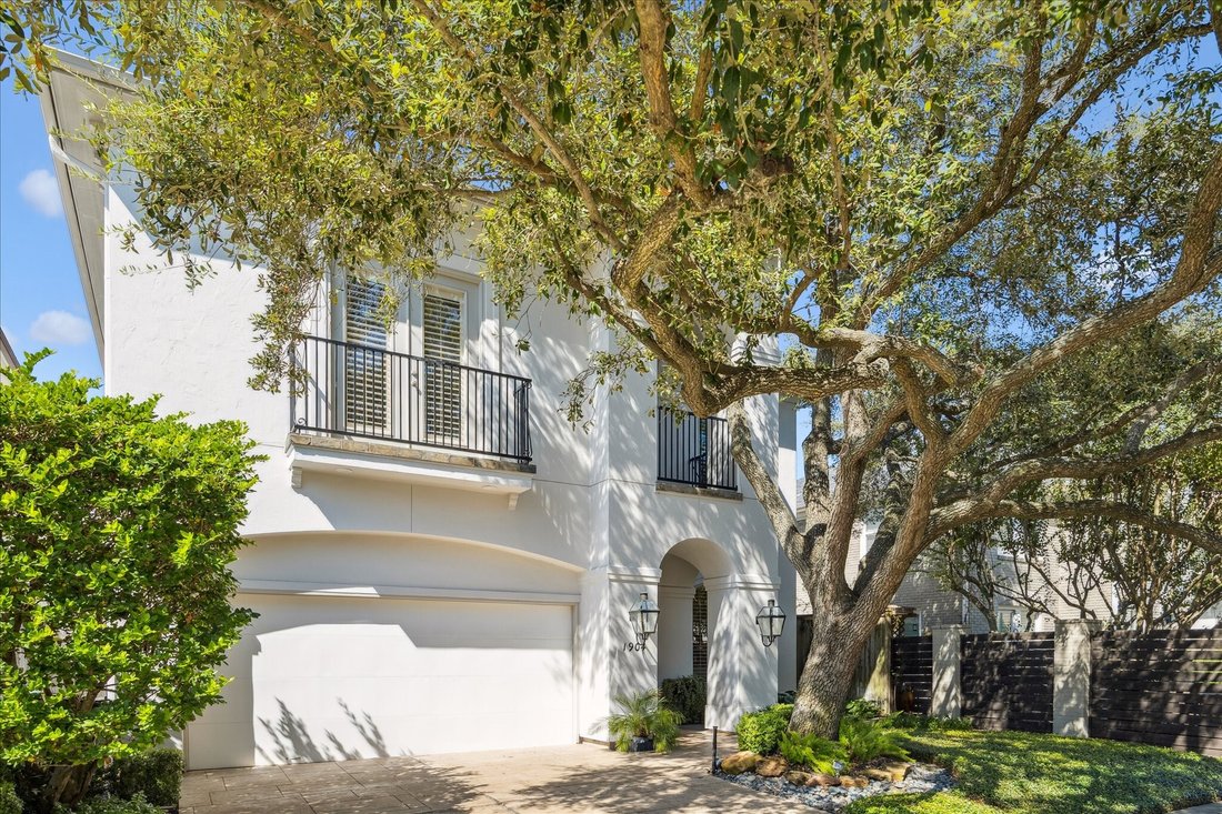 House in Houston, Texas, United States 3 - 16370169