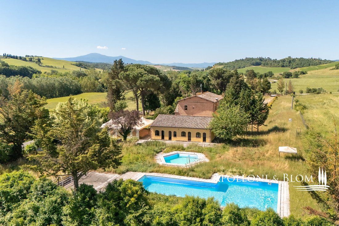 House in San Giovanni d'Asso, Tuscany, Italy 2 - 16372143