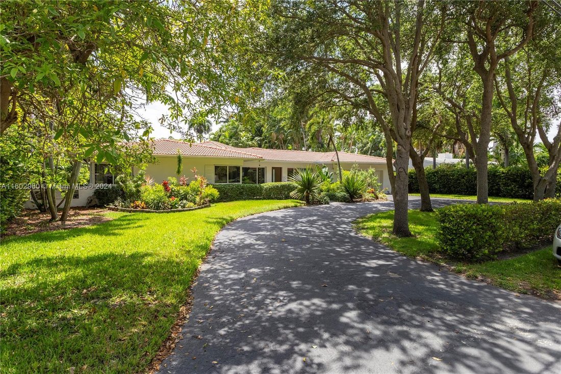 House in Miami, Florida, United States 2 - 16367012
