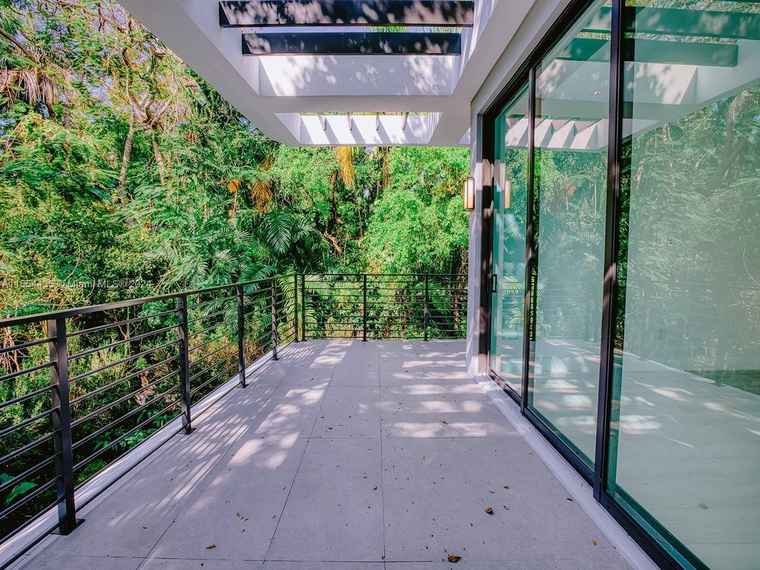 House in Miami, Florida, United States 2 - 16366265