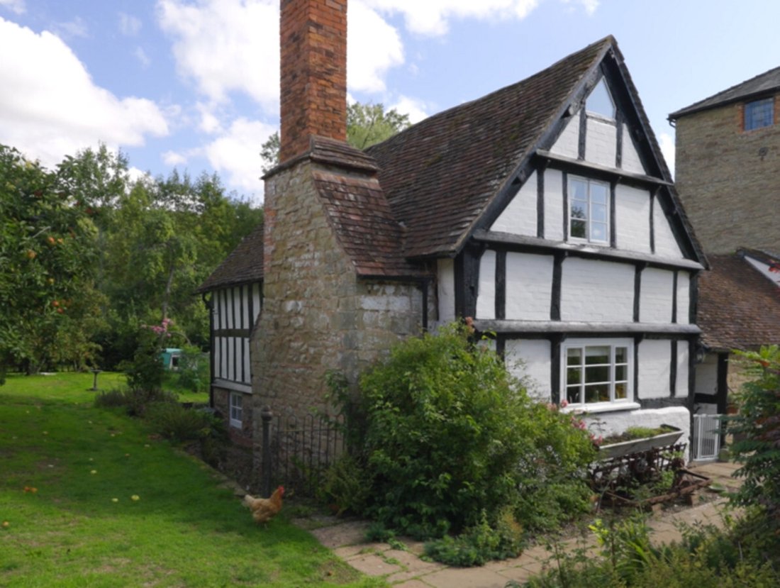 Country House in Cradley, England 3 - 16372148