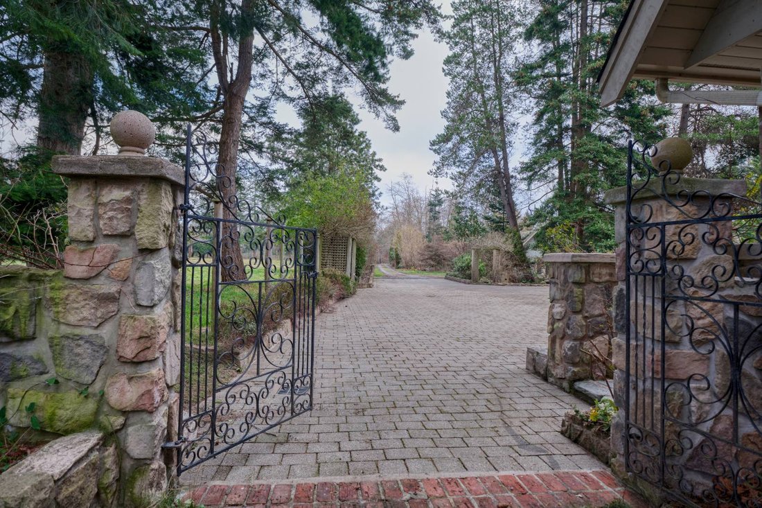 House in Point Roberts, Washington, United States 4 - 16367264