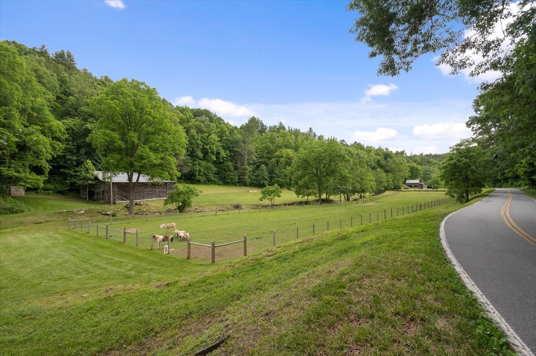 House in Mars Hill, North Carolina, United States 4 - 16367093