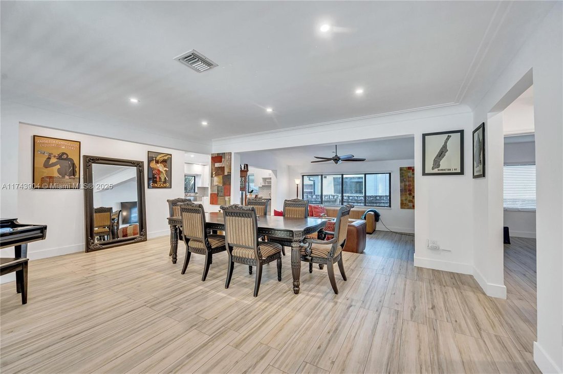 House in Miami, Florida, United States 5 - 16366874