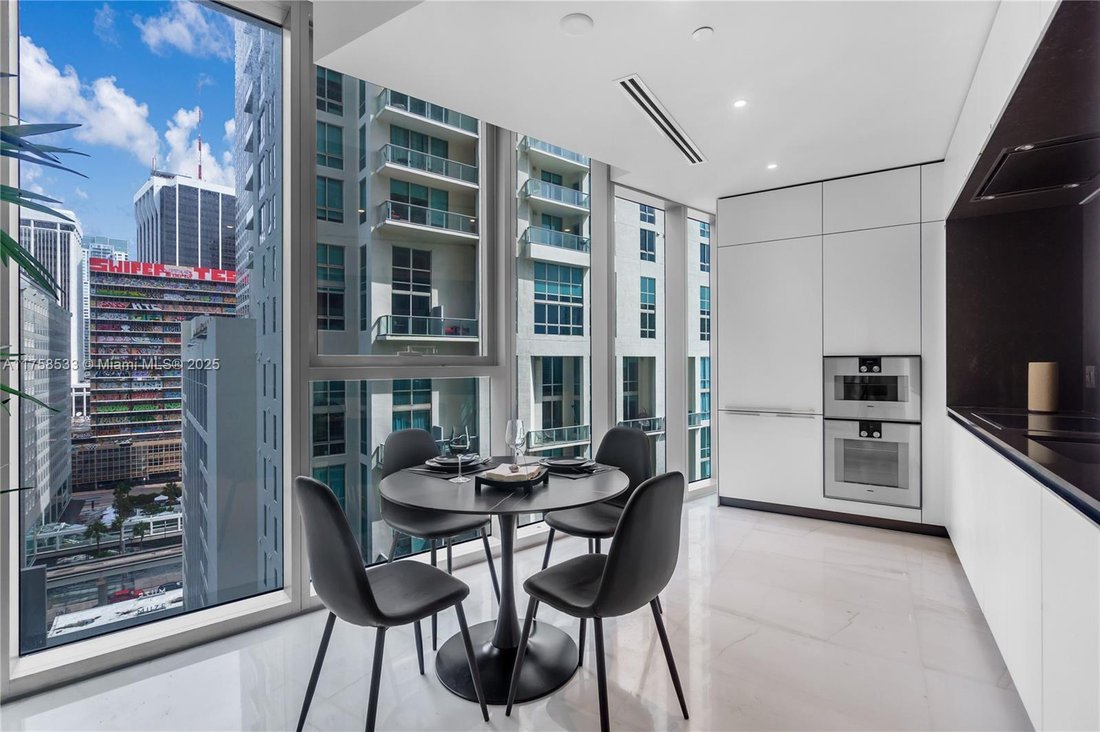 Condo in Miami, Florida, United States 4 - 16368107