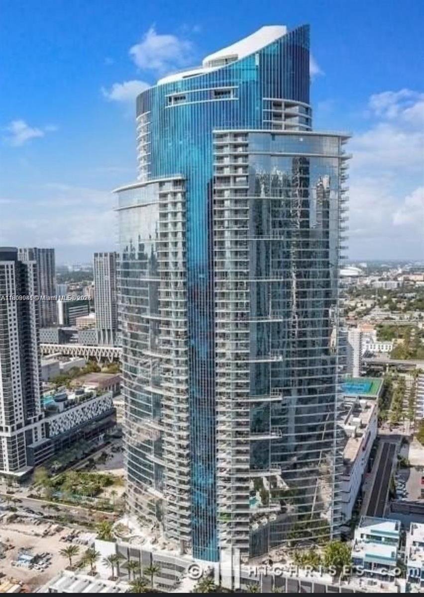 Condo in Miami, Florida, United States 1 - 16367930