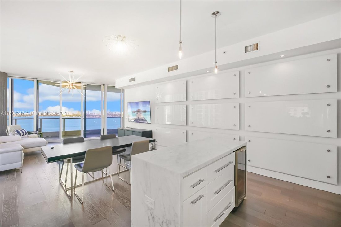 Condo in Miami, Florida, United States 2 - 16367831