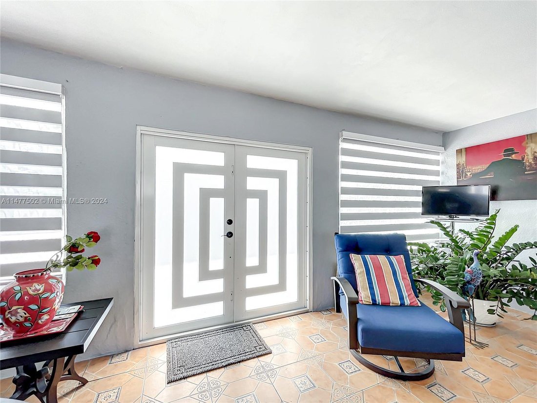 House in Miami, Florida, United States 3 - 16368001