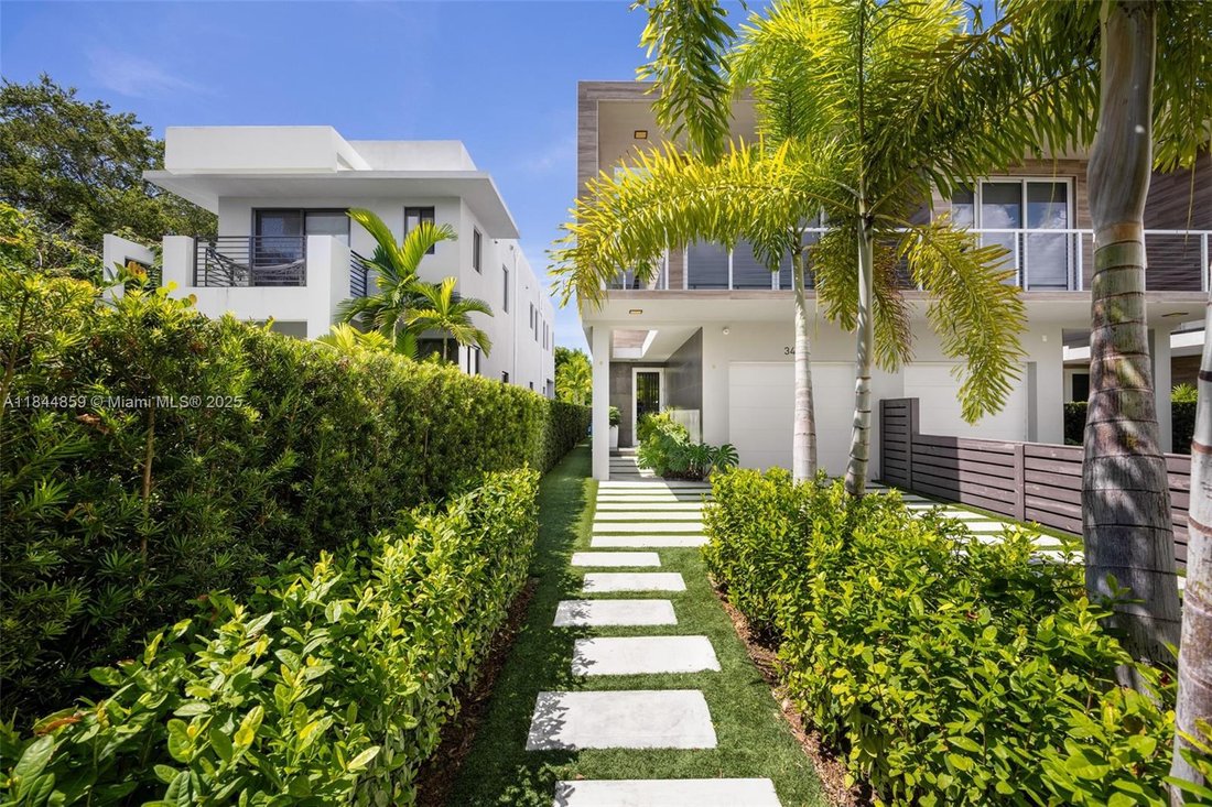 Townhouse in Miami, Florida, United States 2 - 16367885