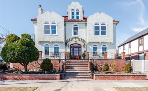 House in Long Beach, New York, United States 1