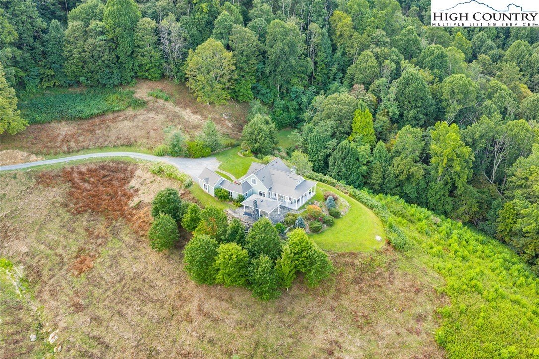 House in Banner Elk, North Carolina, United States 3 - 16370637