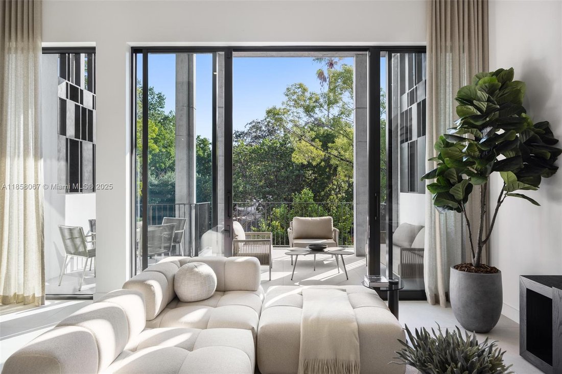 Townhouse in Miami, Florida, United States 5 - 16368146