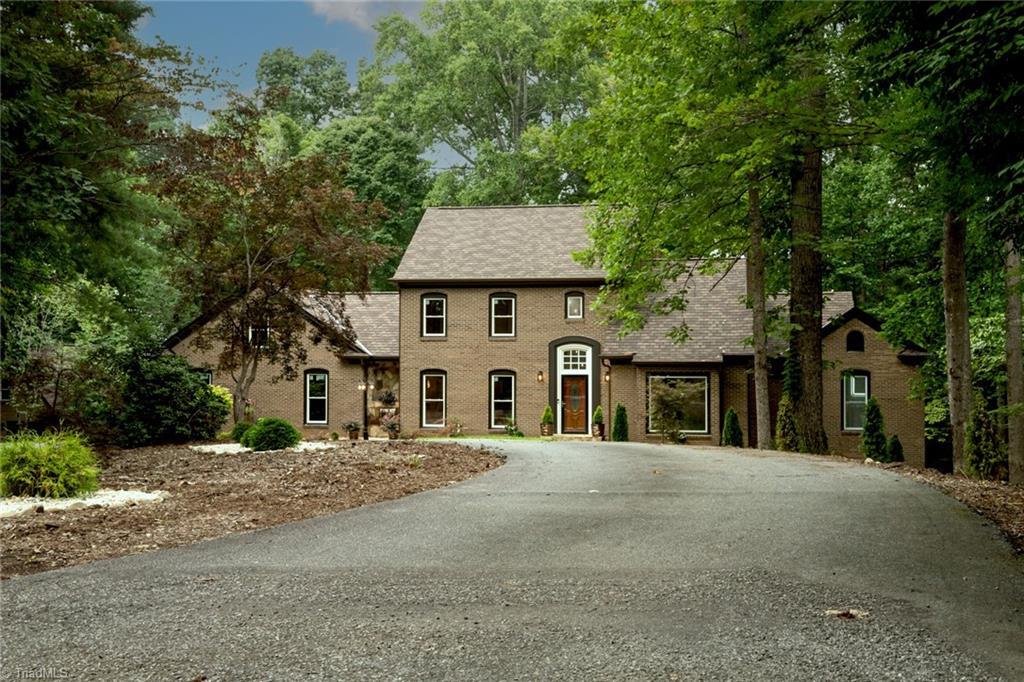 House in Wilkesboro, North Carolina, United States 1 - 16370931